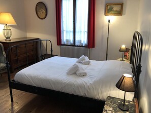 6 Schlafzimmer, kostenloses WLAN, Bettwäsche
