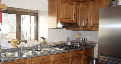 CASA DUAS FONTES - in the historic center of the village and next to the river pool