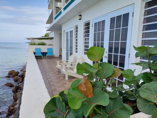 Terrace/patio - Villa Ada - Oceanfront - 6 guests - pet friendly - at Stella, Rincón (Rincon)