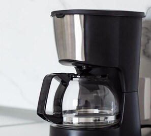 Kaffee und/oder Kaffeemaschine