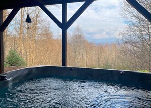 Tina de hidromasaje al aire libre