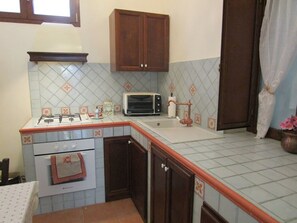 Refrigerador, horno, parrilla de estufa y lavavajillas 