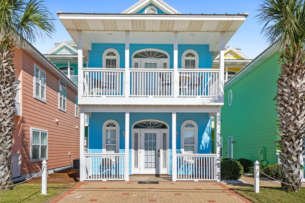 Summer Towne 7 - Beach only 150 Steps Away! Pet Friendly, Pool, Free Golf Incl