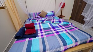 1 chambre, fer et planche à repasser, Wi-Fi, draps fournis