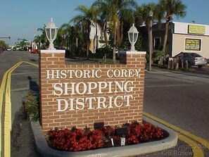 Point of interest - Your dog is welcome in paradise  (St Pete Beach)