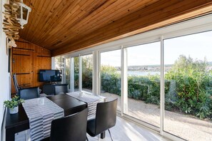 Dining - HPG52 : Charming 1-bedroom villa with gallery GRUISSAN - LES AYGUADES (GRUISSAN)