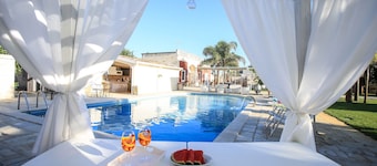 La Casina - Bivilla With Pool - 7 Beds