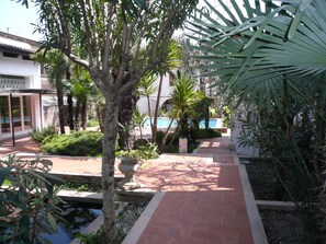 Property grounds - APARTMENT 4 STANDARD RED (Toscolano Maderno)