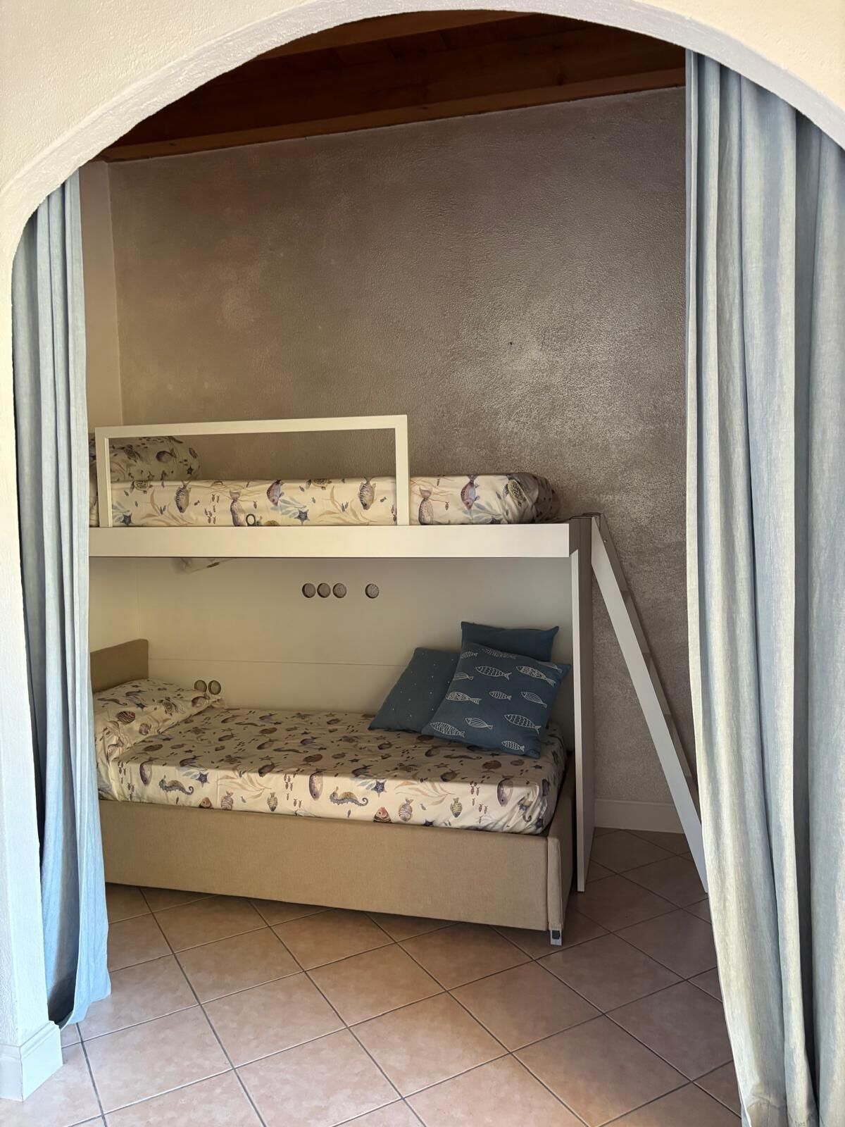 2 dormitorios, caja fuerte, tabla de planchar con plancha y wifi gratis