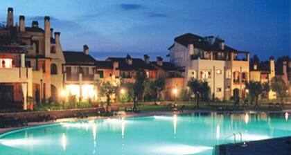 Garda Resort Village Ă Peschiera el Garda