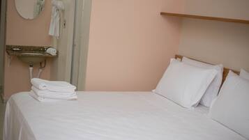 Standard Triple Room, Harbor View | Minibar, blackout drapes, free WiFi, bed sheets