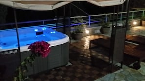 室外 SPA 浴缸