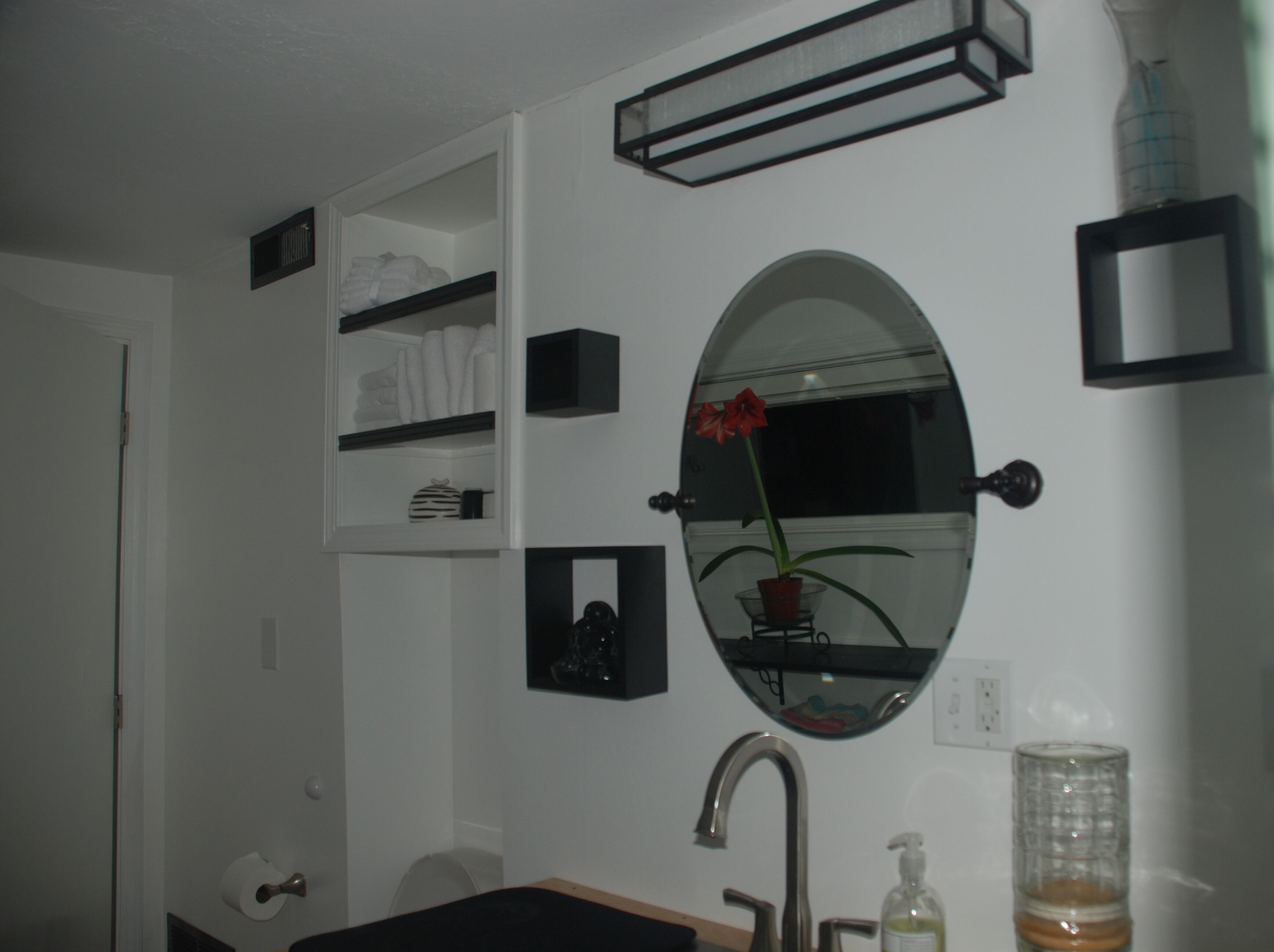 Assecador de cabells, tovalloles, sabó i xampú 