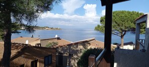 Property grounds - Between CALVI and ILE ROUSSE  (Lumio)