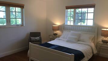 Classic House, Multiple Beds | Premium bedding, iron/ironing board, cribs/infant beds, free WiFi