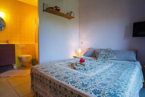 4 habitaciones, tabla de planchar con plancha y wifi gratis 