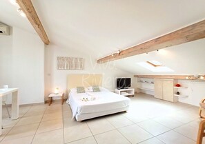 Free WiFi, bed sheets - Viva Riviera Lovely and Bright Studio (Cannes)
