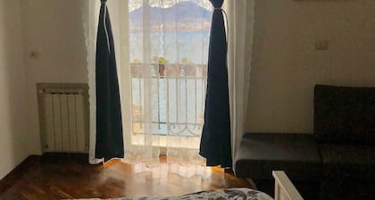 Alessandras Zimmer mit Aussicht