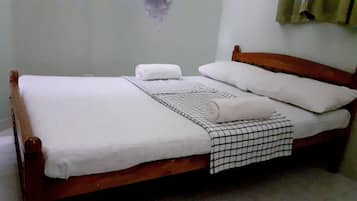 2 habitaciones, ropa de cama hipoalergénica y cubrecamas
