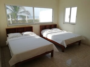 3 habitaciones y ropa de cama 