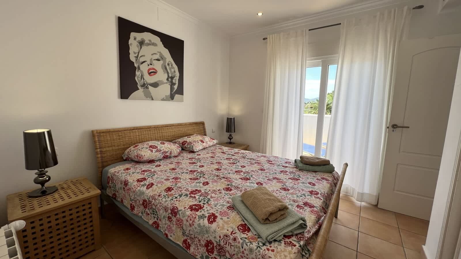 2 dormitorios, tabla de planchar con plancha, wifi