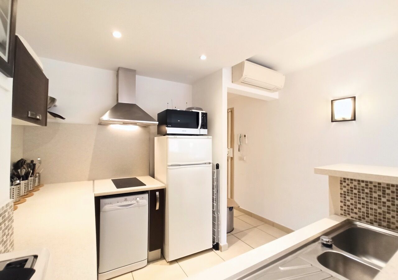 冷蔵庫、電子レンジ、食器洗い機