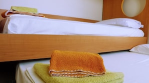 3 室のベッドルーム、WiFi、ベッドシーツ