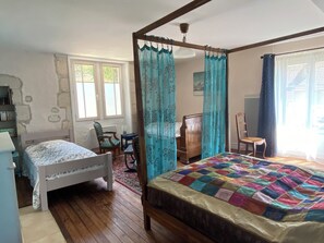 2 Schlafzimmer, Schreibtisch, Bügeleisen/Bügelbrett, kostenloses WLAN