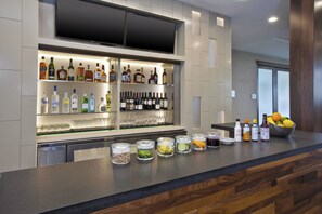 Bar (on property) - Courtyard by Marriott St. Joseph Benton Harbor (Benton Harbor)
