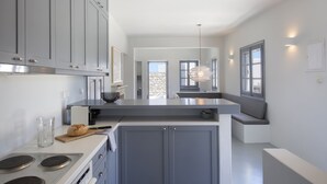 Private kitchen - Villa Anemos (Ampelas)