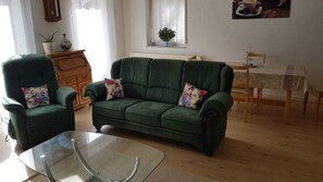 TV - Apartment in a quiet location (Selters (Taunus))