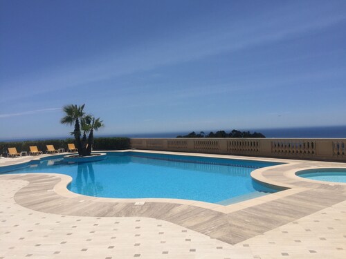 Stunning penthouse with panoramic views of Eze & Cap Ferrat