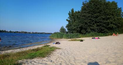 Ferienwohnung nah am grünen Stadtpark, nah am Hafen und Wasser