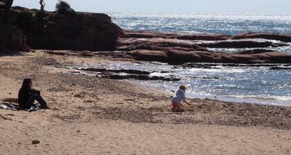 ST RAFAEL-BOULOURIS, front de mer, super appart 2 ch en RDJ .