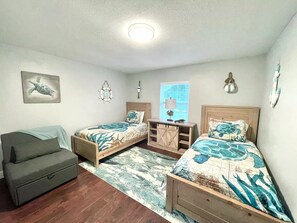 3 室のベッドルーム、アイロン / アイロン台、WiFi、ベッドシーツ