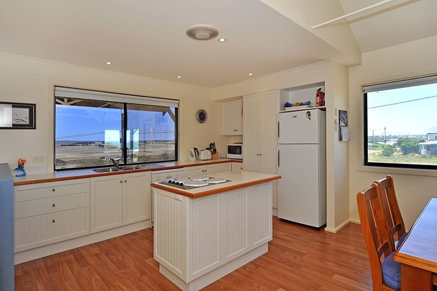 Summer Salt Middleton - Waterview — image 6