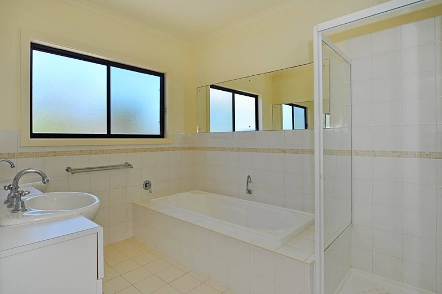 Summer Salt Middleton - Waterview — image 12