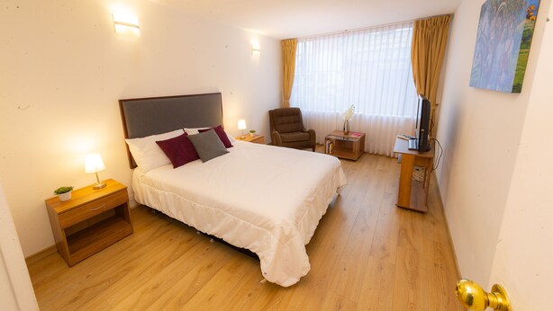 Room - ⭐ Best Location - 2 Bed + 2 Bath Private Apartment + WIFI (Chapinero)