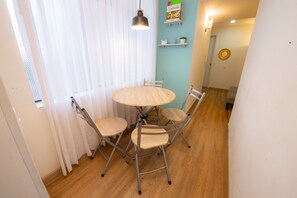 Dining - ⭐ Best Location - 2 Bed + 2 Bath Private Apartment + WIFI (Chapinero)