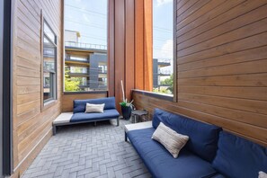 Property grounds - Nashvista Townhome- Downtown Views - 10 Comfy Beds (Nashville)