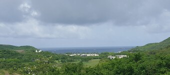 Amazingl House Next to Beach and Golf Course.