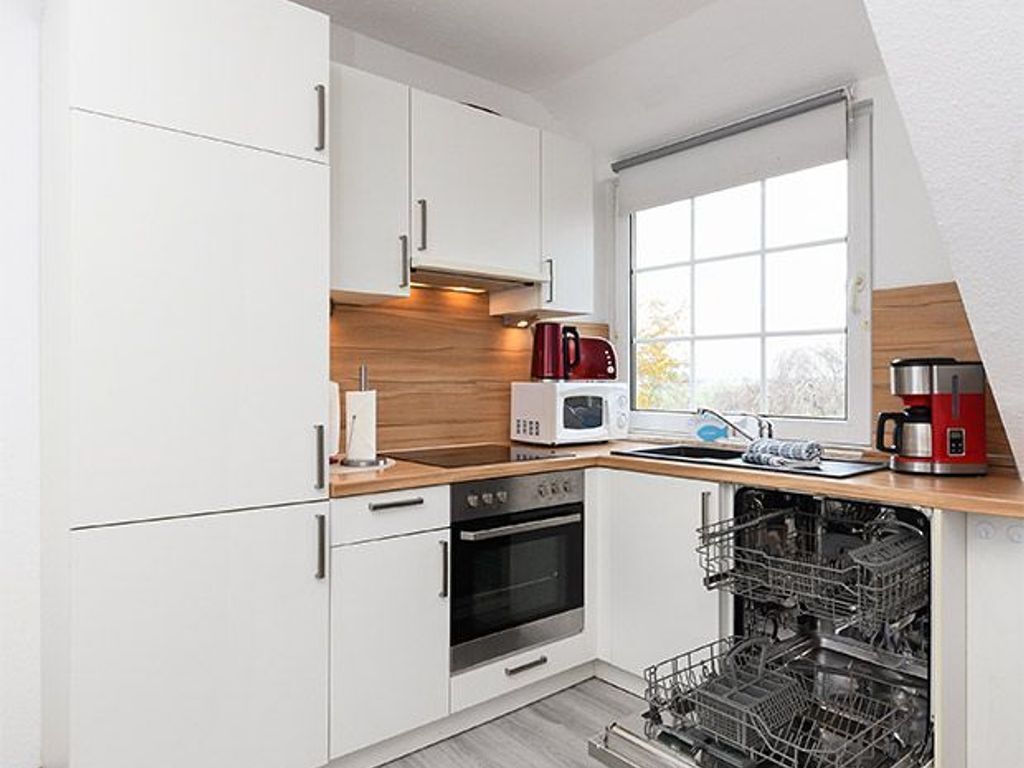 Réfrigérateur, micro-ondes, four, lave-vaisselle