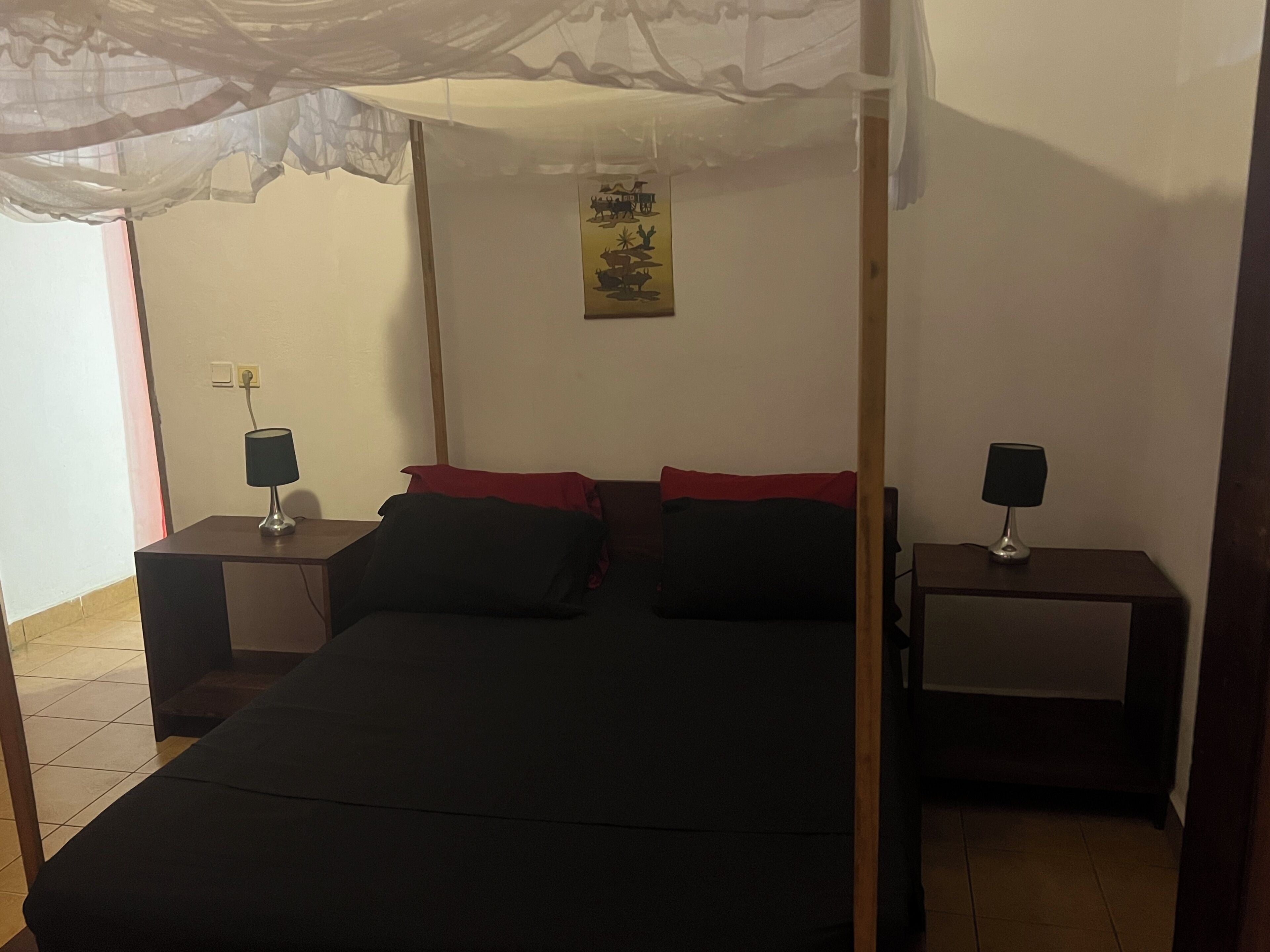3 habitaciones, wifi gratis y ropa de cama 