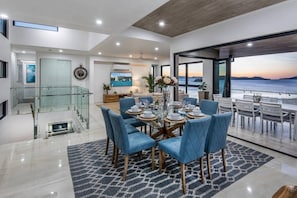 Dining - Hidden Cove 6, Stunning Seaview Apartment on Hamilton Island (Hamilton Island)