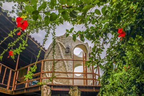 Exterior detail - Romantic, treetop getaway w/ hammocks, jungle, & beach views (Cabo Matapalo)