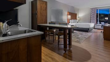 Desk, iron/ironing board, free WiFi, bed sheets