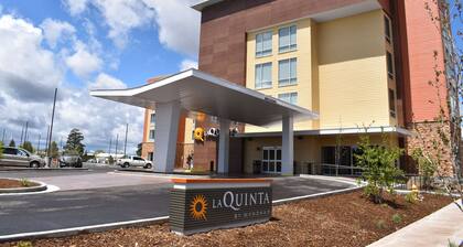 La Quinta Inn & Suites by Wyndham Flagstaff East I-40