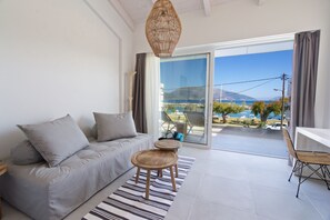 Comfort Suite, Multiple Beds, Marina View | In-room safe, desk, soundproofing, free WiFi