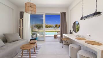 Comfort Suite, Multiple Beds, Marina View | In-room safe, desk, soundproofing, free WiFi