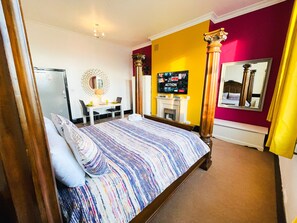 1 bedroom, iron/ironing board, free WiFi, bed sheets - PHOENIX Boutique Apartments (Goole)